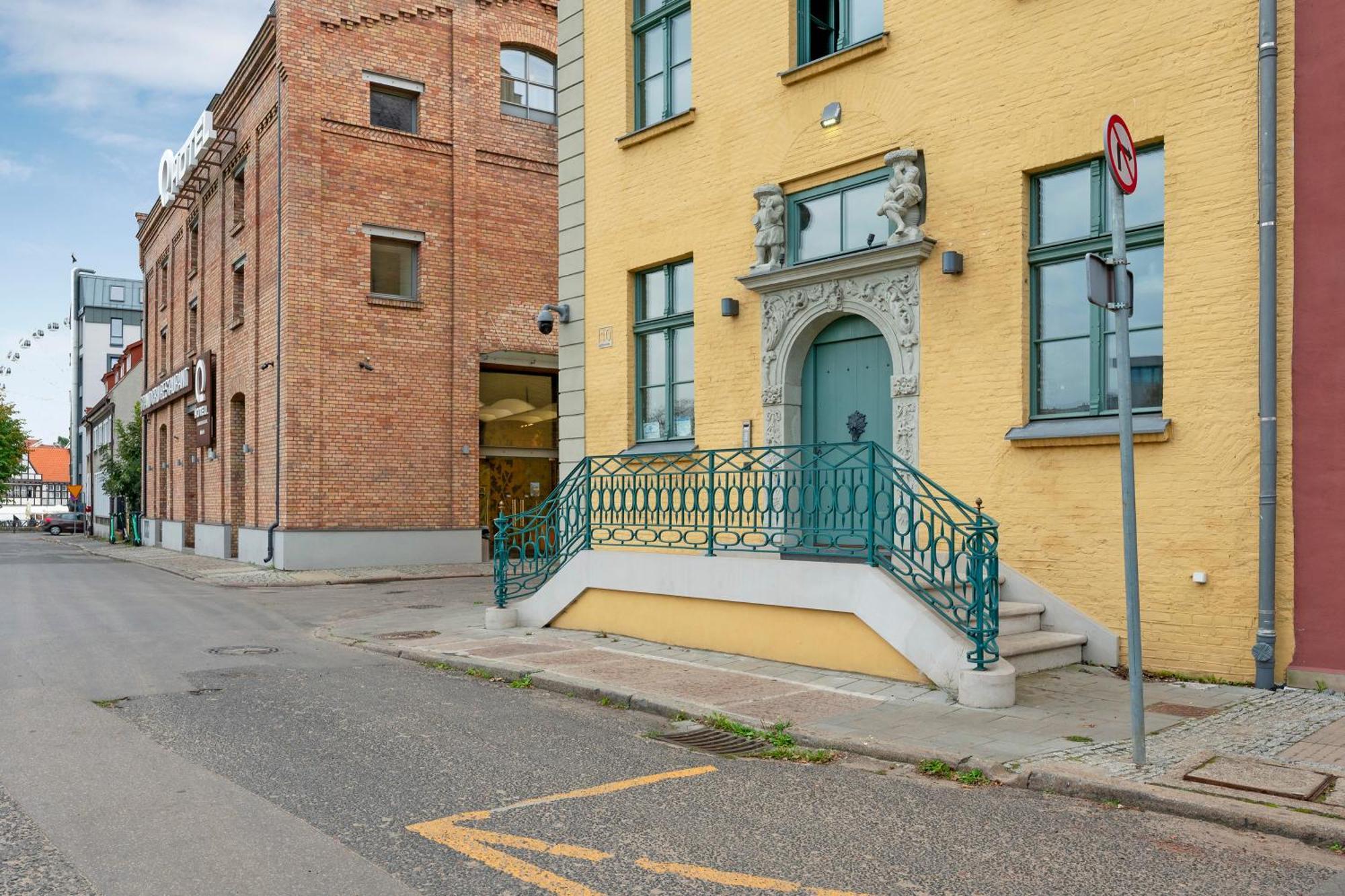 Historical Townhouse By Blue Mandarin Gdańsk Exterior foto